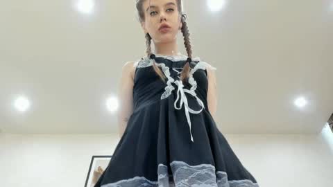 Dolly online show from 03-22-26, 01:25