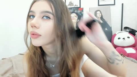 Dolly online show from 03-29-26, 01:33