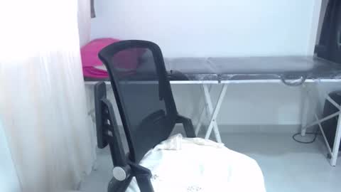 jenifer online show from 05-06-26, 06:57