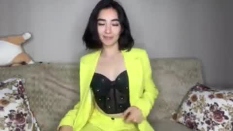 Jenifer online show from 09-29-25, 07:19