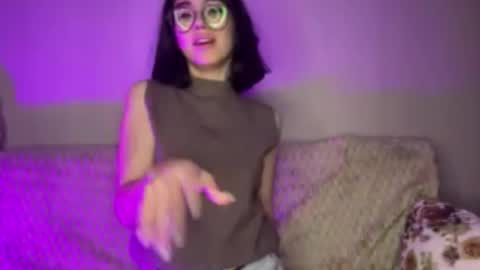 Jenifer online show from 10-01-25, 09:10