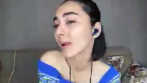 Jenifer online show from 10-25-25, 04:13