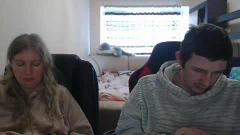 JenisAndPeter online show from 02-25-25, 10:15