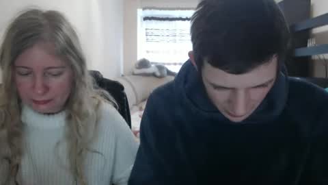 JenisAndPeter online show from 03-01-25, 07:19