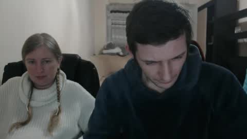 JenisAndPeter online show from 03-03-25, 07:28