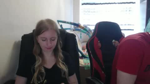 JenisAndPeter online show from 09-23-25, 06:16