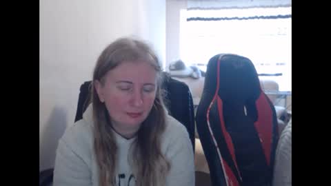 JenisAndPeter online show from 02-19-26, 11:28