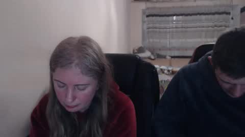 Snapshot of jenisandpeter chatting on 02-22-26, 07:56 JenisAndPeter online show from 02-22-26, 07:56