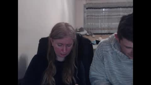 Snapshot of jenisandpeter chatting on 03-15-26, 08:04 JenisAndPeter online show from 03-15-26, 08:04