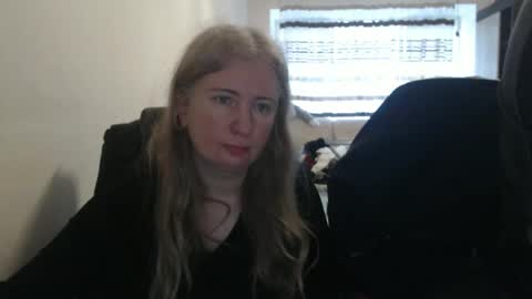 Snapshot of jenisandpeter chatting on 04-07-26, 06:03 JenisAndPeter online show from 04-07-26, 06:03