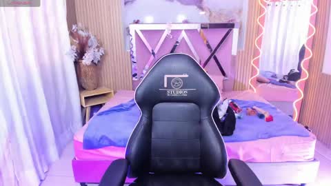 jenna_tay1 online show from 05-09-26, 07:52