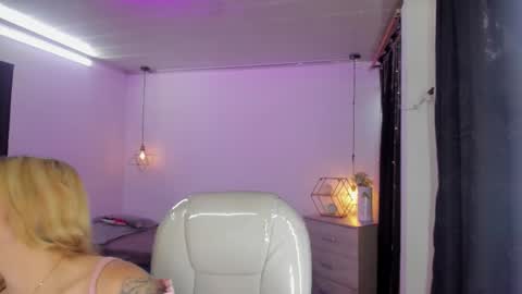 jennaa_cooper online show from 09-27-25, 08:03