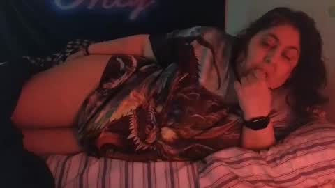  Dragon Queen. Be my Dragon --  and  online show from 05-07-26, 02:22