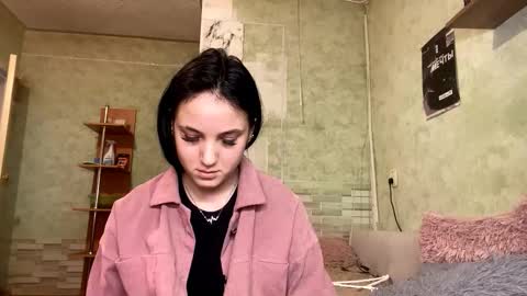 Mia online show from 02-01-26, 09:19