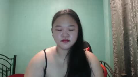 Snapshot of jennalyn_19 chatting on 03-12-25, 11:01 jennalyn_19 online show from 03-12-25, 11:01