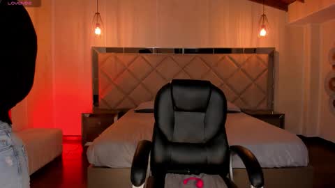 Snapshot of jennaolson chatting on 03-20-26, 10:20 Jenna Olson online show from 03-20-26, 10:20