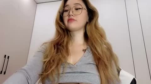 JENNA online show from 12-23-25, 05:16