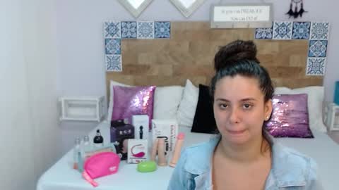 jenner_madison online show from 11-06-25, 11:22