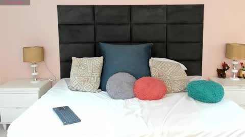 jenner_madison online show from 01-05-26, 05:27