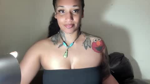 Snapshot of jenni_cash chatting on 03-07-26, 03:14 Mistress Jenni online show from 03-07-26, 03:14