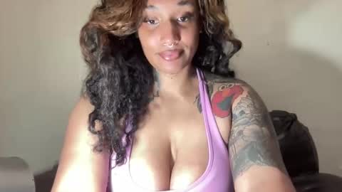 Snapshot of jenni_cash chatting on 03-14-26, 07:14 Mistress Jenni online show from 03-14-26, 07:14