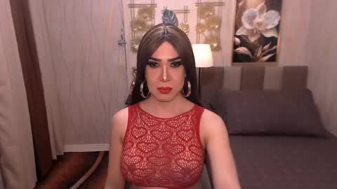 Snapshot of jenniegarcia chatting on 10-21-25, 04:51 jenniegarcia online show from 10-21-25, 04:51