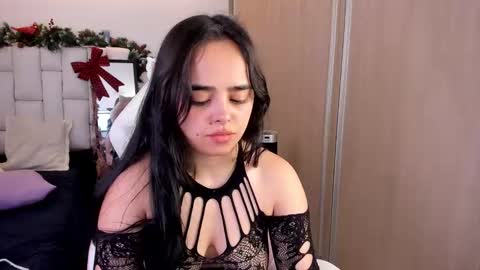 Snapshot of jennielim chatting on 12-11-24, 03:15 Lim Jennie online show from 12-11-24, 03:15