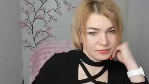 Jennifer online show from 01-18-26, 06:39