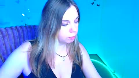 Snapshot of jennifer_moree chatting on 02-13-26, 08:21 Jennifer online show from 02-13-26, 08:21