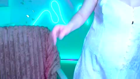 Snapshot of jennifer_moree chatting on 03-03-26, 06:52 Jennifer online show from 03-03-26, 06:52