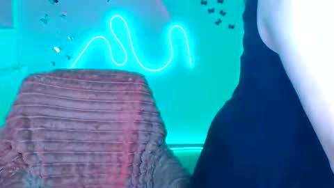 Snapshot of jennifer_moree chatting on 03-22-26, 06:39 Jennifer online show from 03-22-26, 06:39