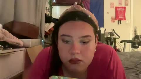 Snapshot of jennifer_robbie chatting on 05-27-26, 05:48 jennifer_robbie online show from 05-27-26, 05:48