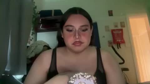 Snapshot of jennifer_robbie chatting on 06-11-26, 04:54 jennifer_robbie online show from 06-11-26, 04:54