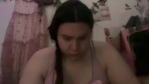 Snapshot of jennifer_robbie chatting on 06-15-26, 02:47 jennifer_robbie online show from 06-15-26, 02:47