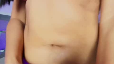 Snapshot of jennifer_scot chatting on 09-25-25, 04:00 JENNIFER online show from 09-25-25, 04:00