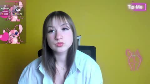Jennifer online show from 03-11-25, 01:01
