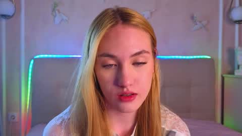 Snapshot of jennifercamprell chatting on 04-09-26, 07:30 jennifercamprell online show from 04-09-26, 07:30