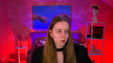 Snapshot of jennifergraces chatting on 05-07-26, 01:49 Jennifer online show from 05-07-26, 01:49