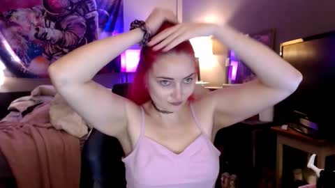 Jennifer Gwen online show from 11-04-25, 01:59