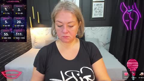 Jennifer online show from 12-16-24, 08:16