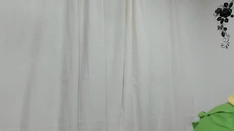 Snapshot of jenniferloveyou chatting on 12-02-24, 08:11 jenniferloveyou online show from 12-02-24, 08:11