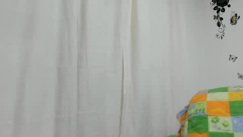 Snapshot of jenniferloveyou chatting on 12-14-24, 02:56 jenniferloveyou online show from 12-14-24, 02:56