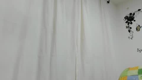 Snapshot of jenniferloveyou chatting on 12-15-24, 07:53 jenniferloveyou online show from 12-15-24, 07:53