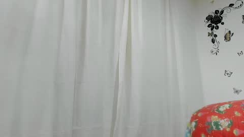 Snapshot of jenniferloveyou chatting on 12-30-24, 01:14 jenniferloveyou online show from 12-30-24, 01:14