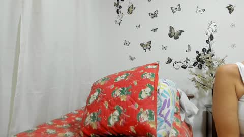 Snapshot of jenniferloveyou chatting on 01-03-25, 12:22 jenniferloveyou online show from 01-03-25, 12:22