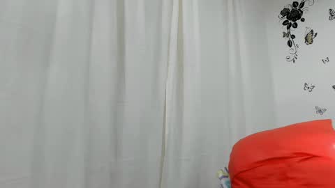 Snapshot of jenniferloveyou chatting on 01-09-25, 01:13 jenniferloveyou online show from 01-09-25, 01:13