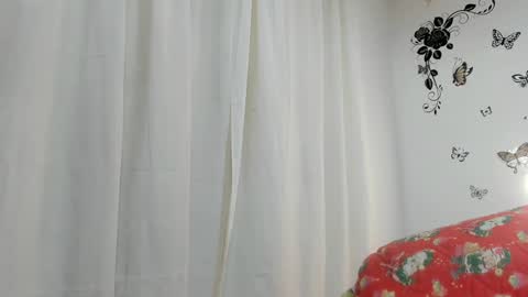Snapshot of jenniferloveyou chatting on 01-18-25, 12:26 jenniferloveyou online show from 01-18-25, 12:26