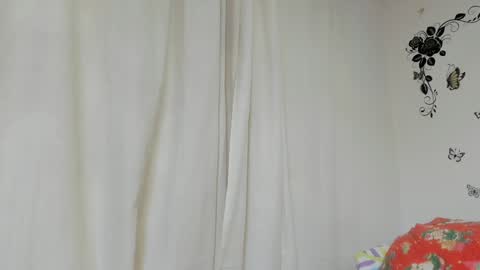 Snapshot of jenniferloveyou chatting on 01-26-25, 09:40 jenniferloveyou online show from 01-26-25, 09:40