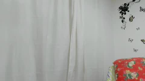 Snapshot of jenniferloveyou chatting on 02-11-25, 04:13 jenniferloveyou online show from 02-11-25, 04:13