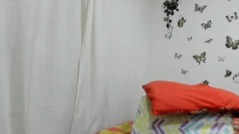 Snapshot of jenniferloveyou chatting on 02-19-25, 08:52 jenniferloveyou online show from 02-19-25, 08:52